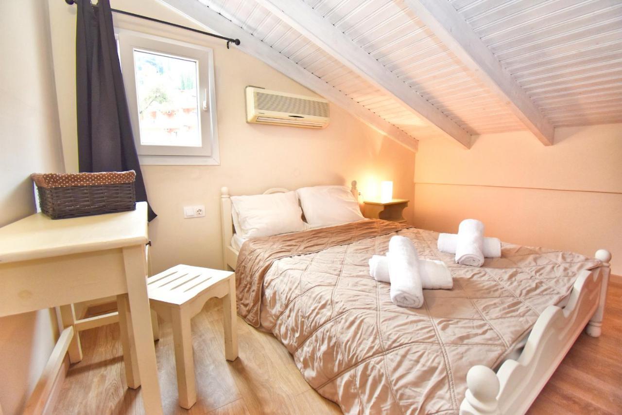 Mike'S Apartments อากิออส กอร์ดิออส ภายนอก รูปภาพ